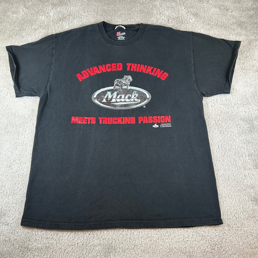 VTG Mack Trucks Graphic T-Shirt Mens Large Black Short Sleeve Bulldog Logo Tee